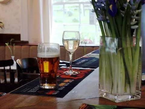 Harts Head Hotel Settle 4*,