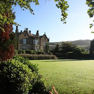 Falcon Manor **** Settle