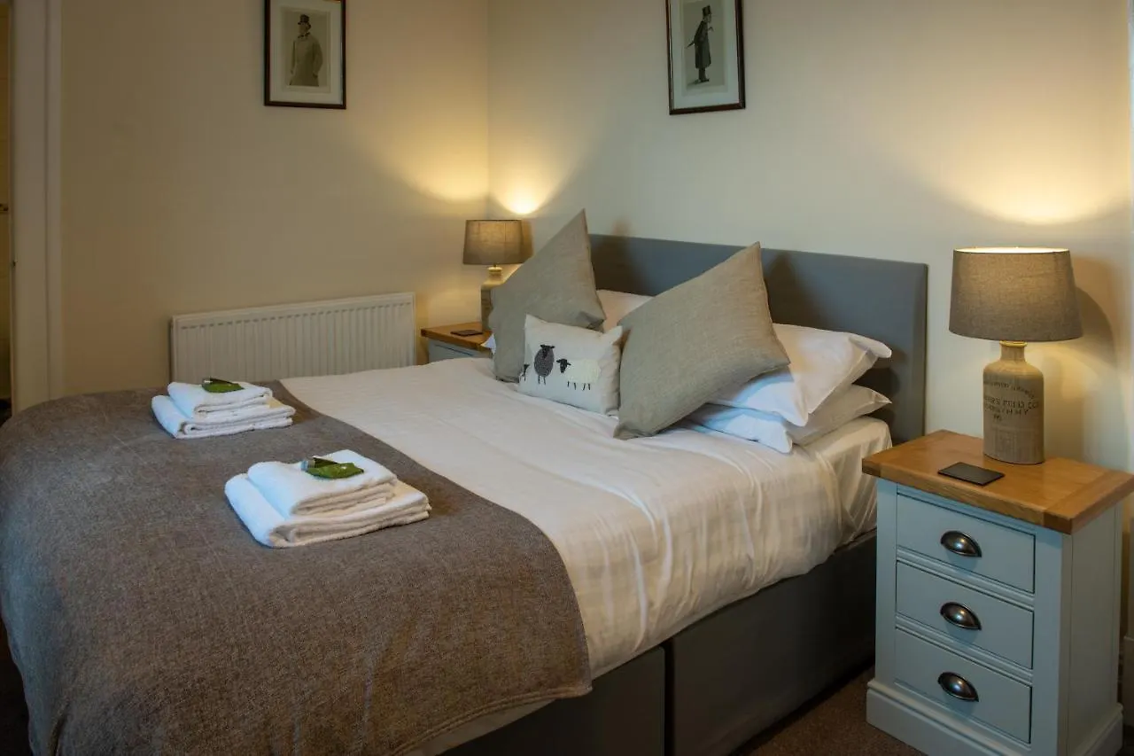 Harts Head Hotel Сеттл