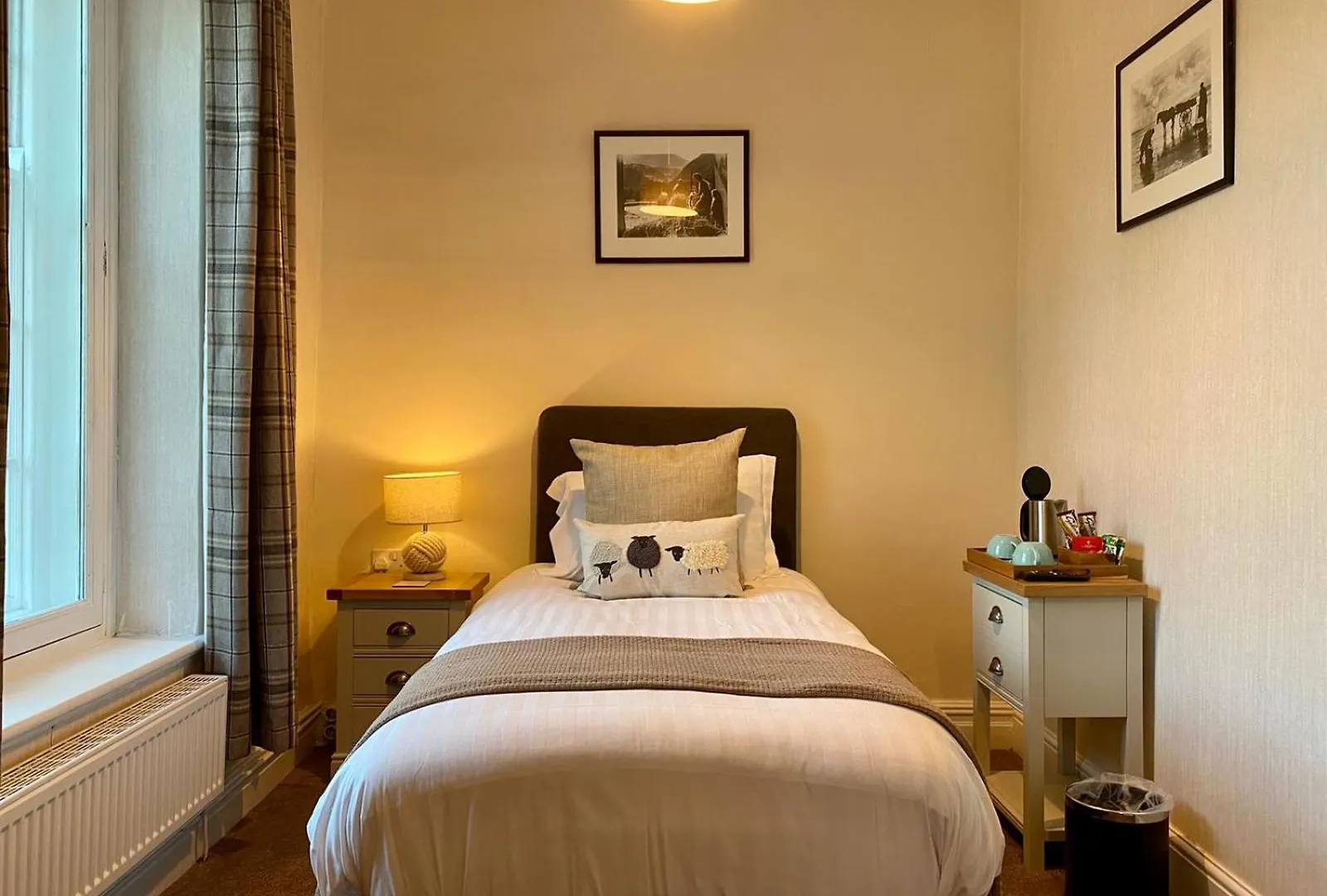Harts Head Hotel Сеттл