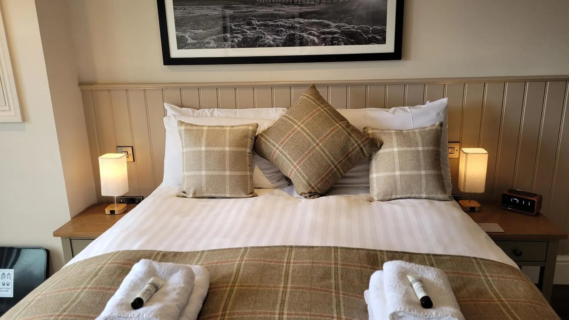 Мини-отель Harts Head Hotel Сеттл